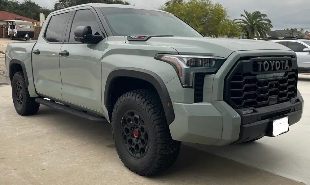 2022 Toyota Tundra with BFG AT K/O2 35x12.5R18